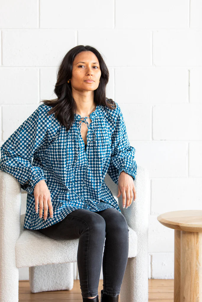 Mandalay Clover Top