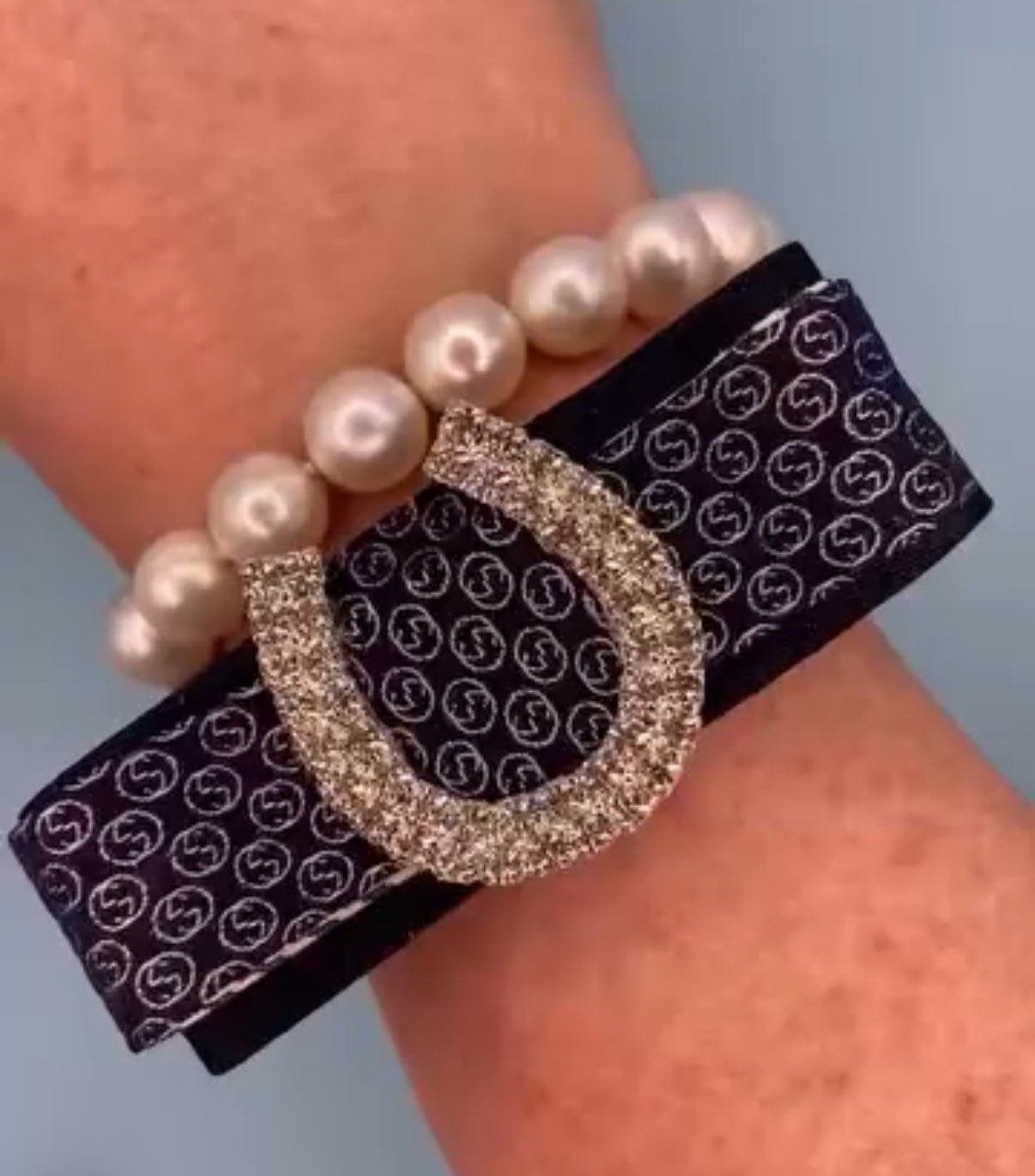 Vintage Gucci Horseshoe Cuff