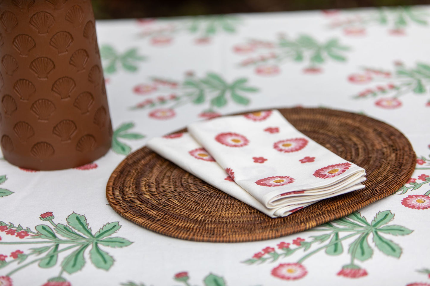 Mandalay Designs Seaweed Flower Table Linen SALE