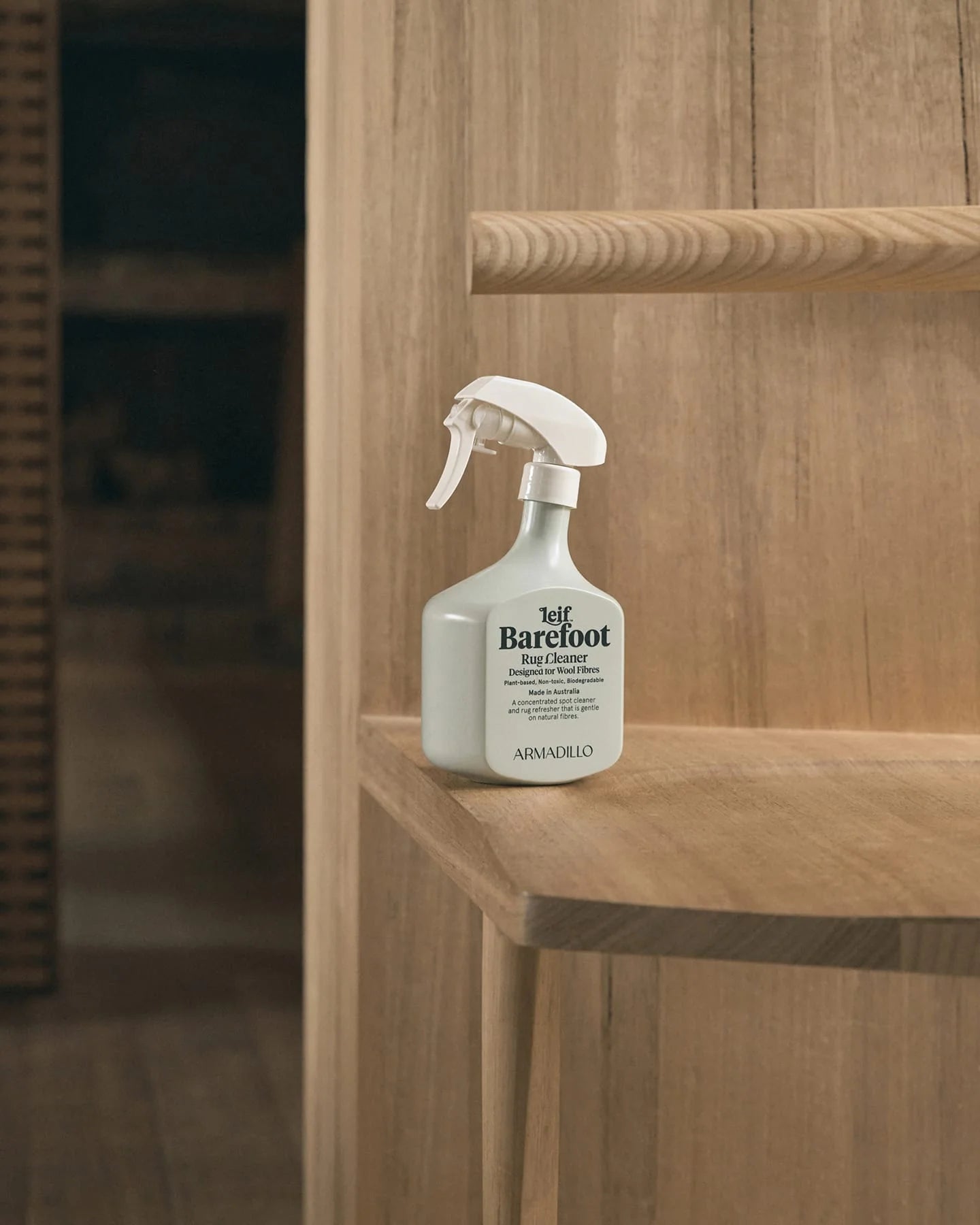Leif Armadillo Barefoot Rug Cleaner
