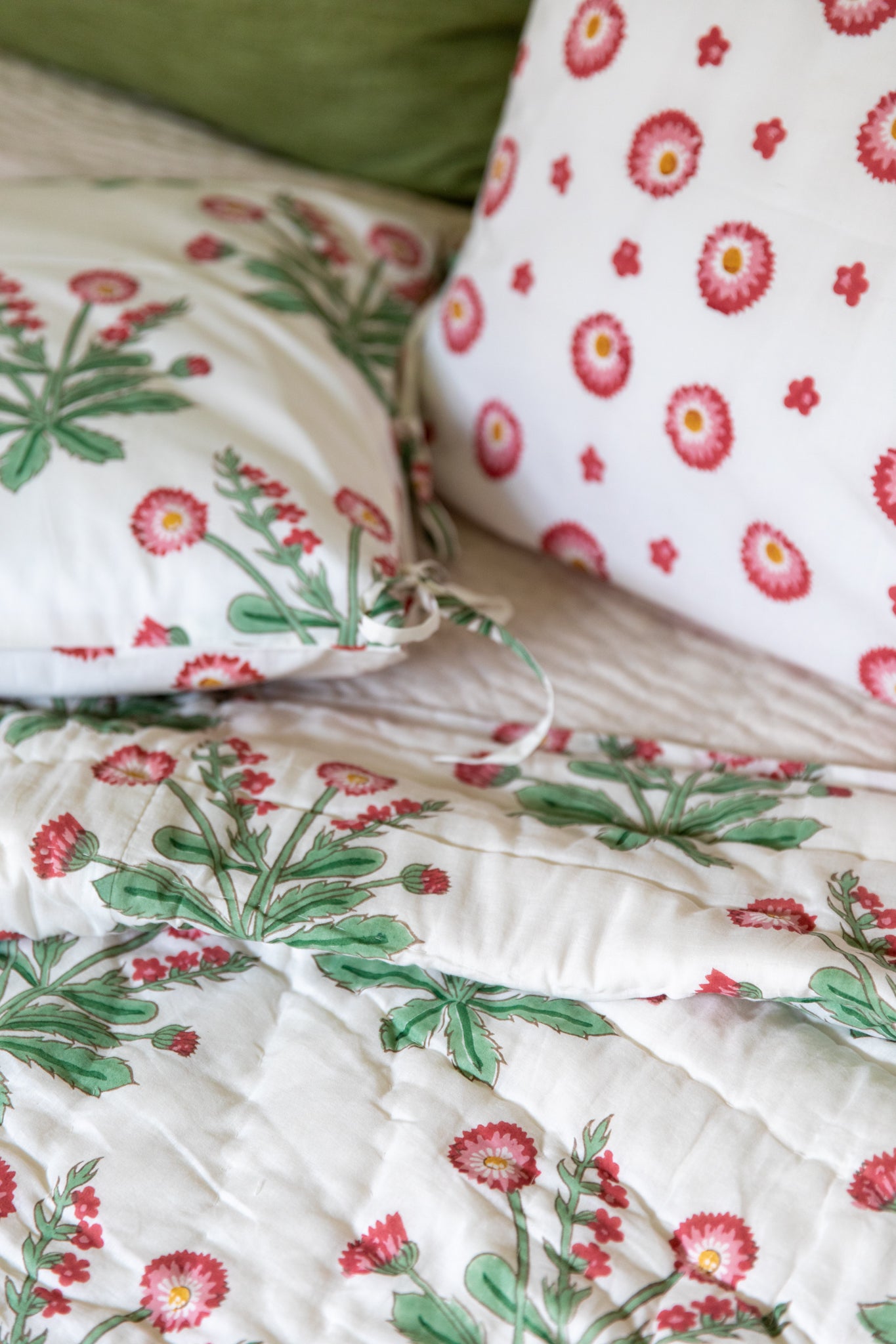 Mandalay Designs Seaweed Flower Bed Linen HALF PRICE
