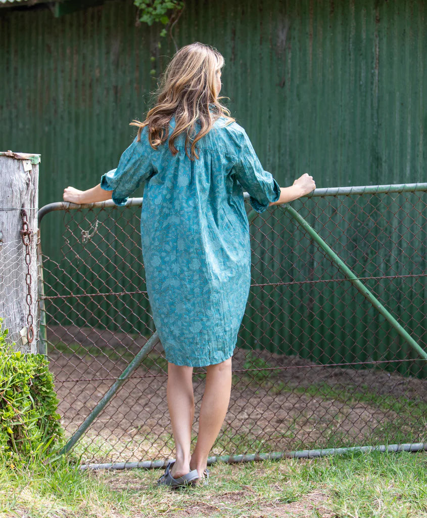 Mandalay Bella Floral Shirtdress