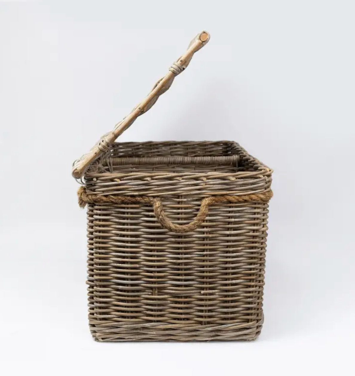 Wicka New England Trunk