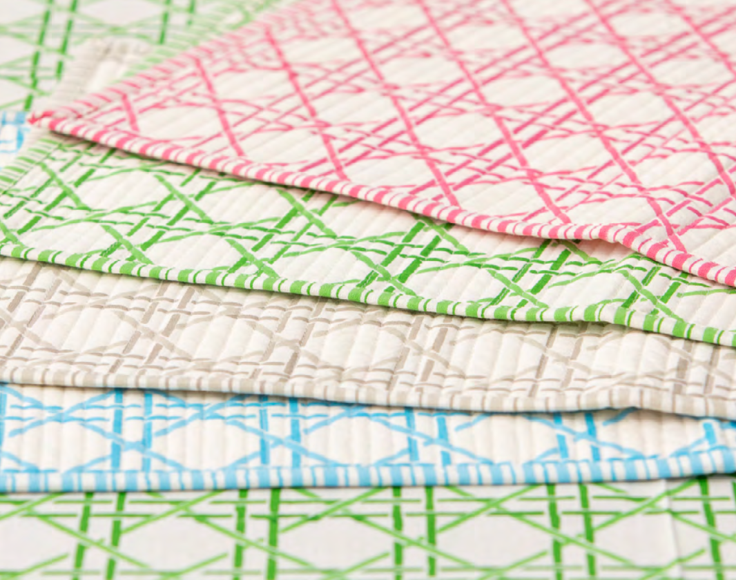 Mandalay Designs Rattan Kelly Green Table Linen