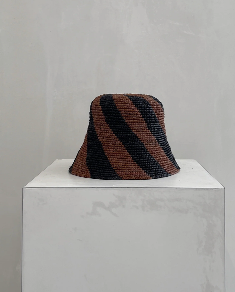 Jace Banu Cyra Bucket Hat