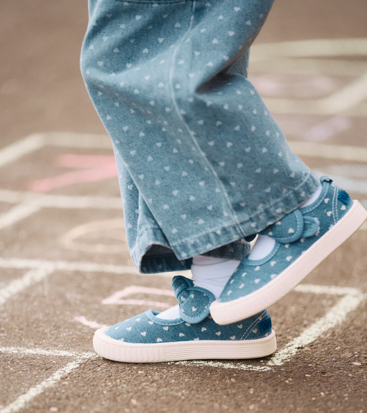 Walnut Millie Canvas Denim Heart