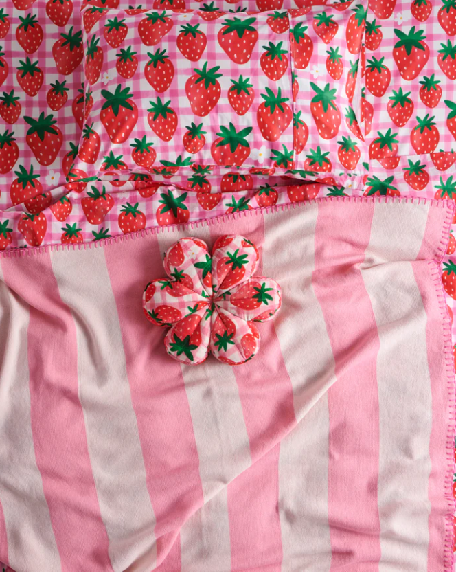 Kip & Co Cotton Candy Knitted Blanket