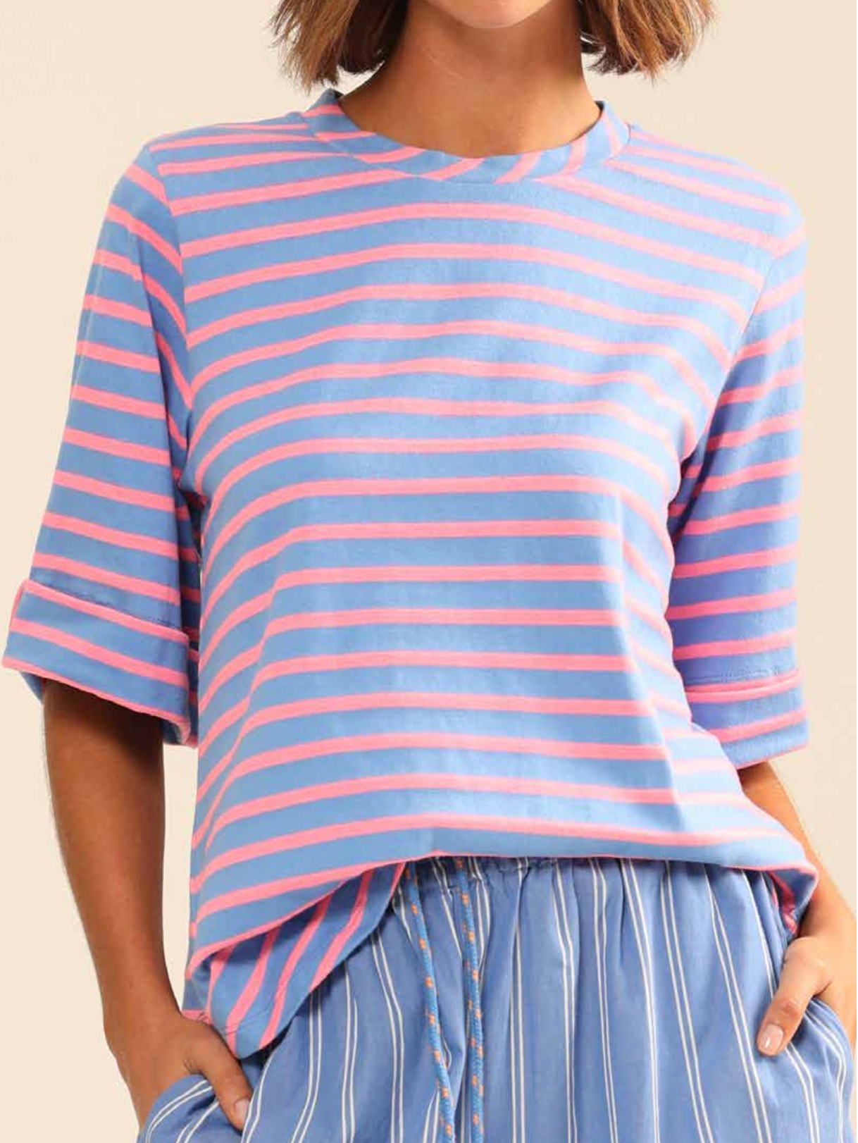 Binny Drop In's T-Shirt