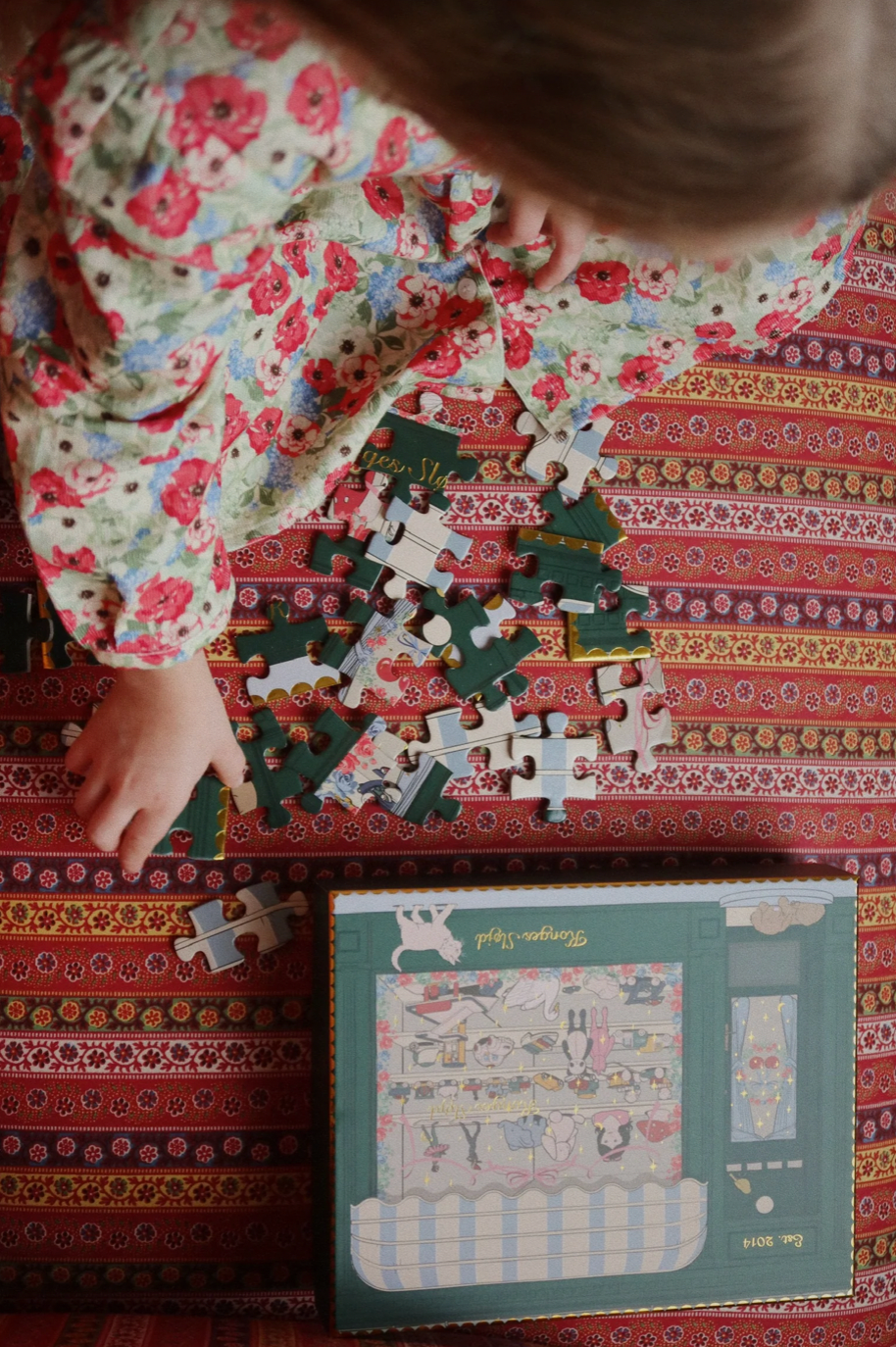 Konges Sløjd 100pcs Toy Shop Puzzle