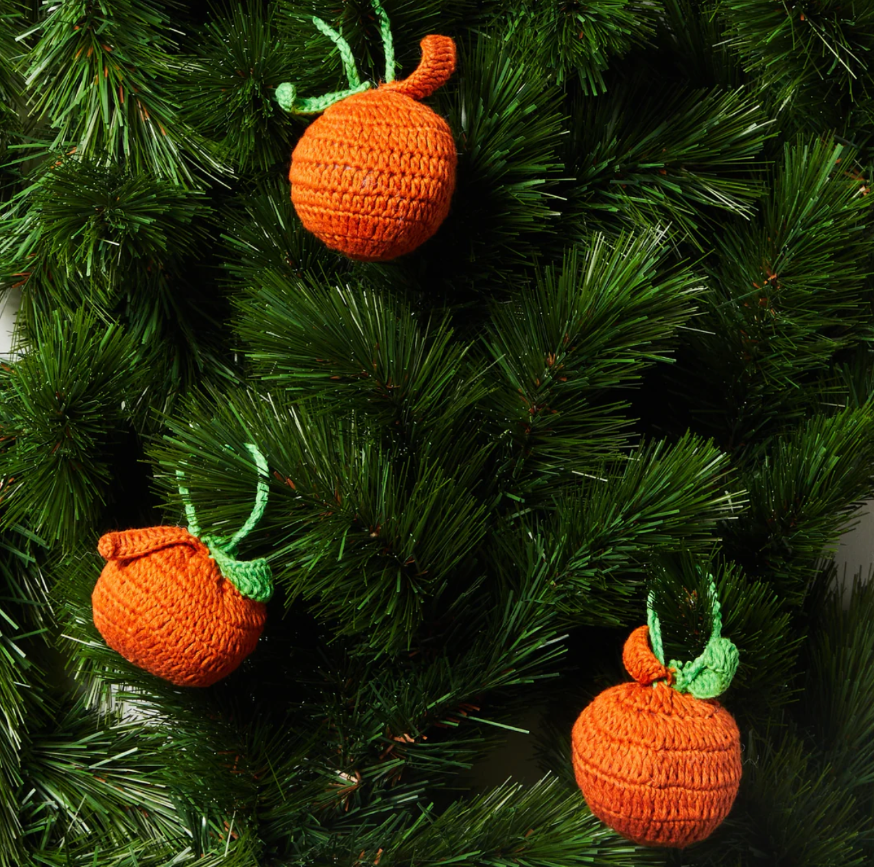Bonnie & Neil Christmas Decoration WASQ $14