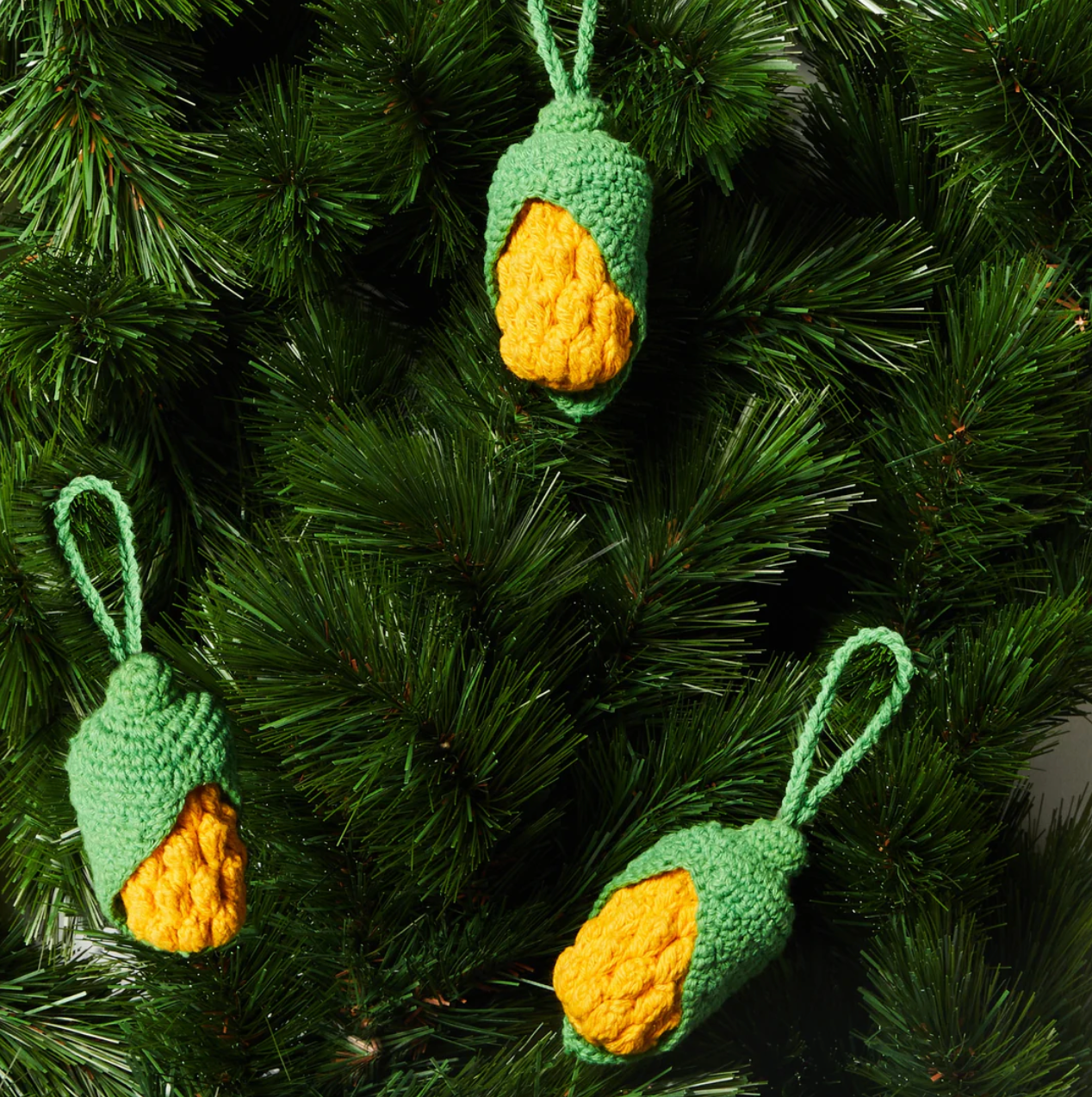 Bonnie & Neil Christmas Decoration WASQ $14