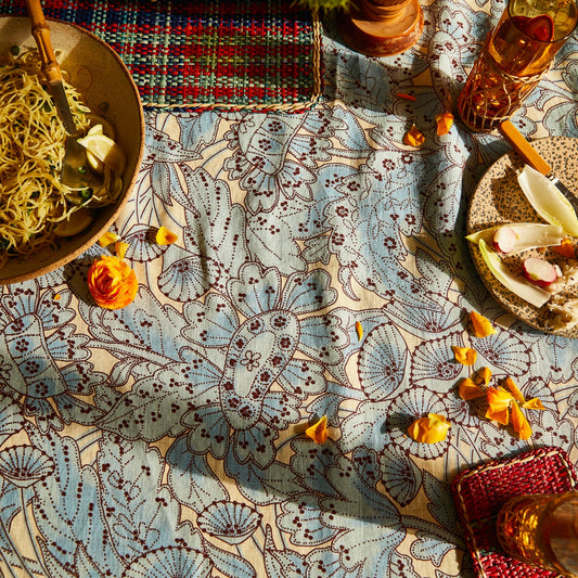 Lucia Table Linen