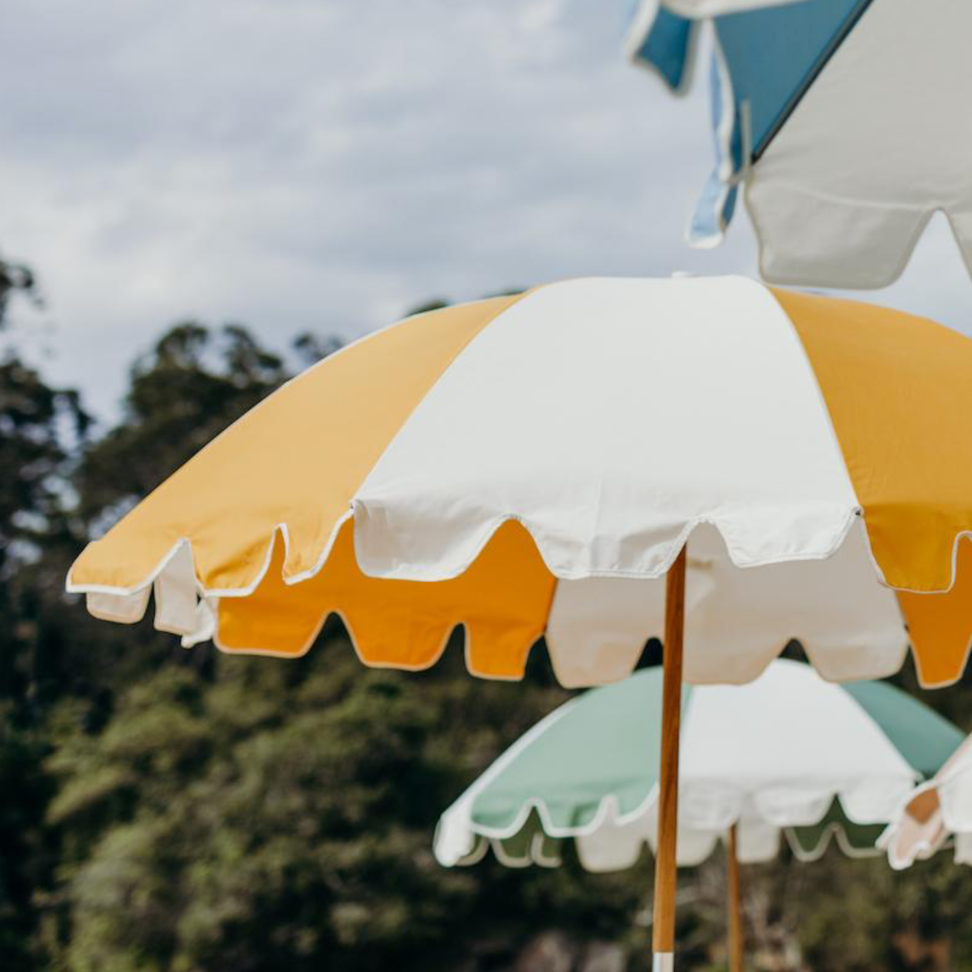 Basil Bangs Weekend Umbrella Marigold