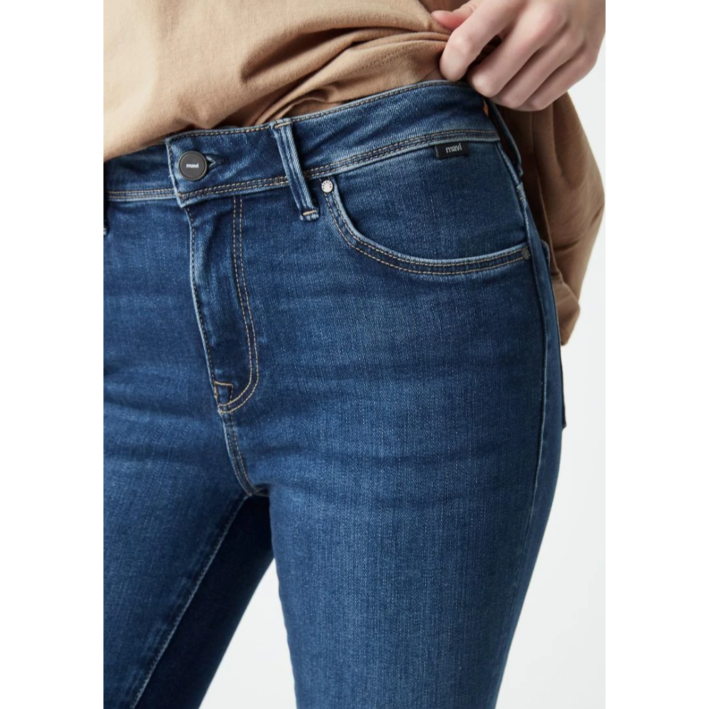 Mavi Tess Jean
