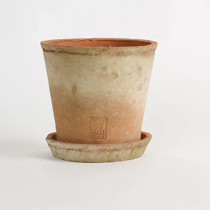 Wicka Alba Terracotta Planter