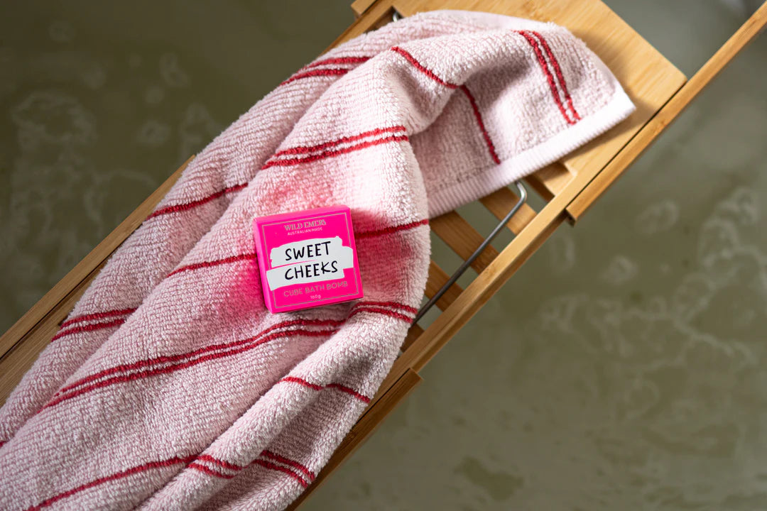 Sweet Cheeks Cheeky Neon Bath Bomb