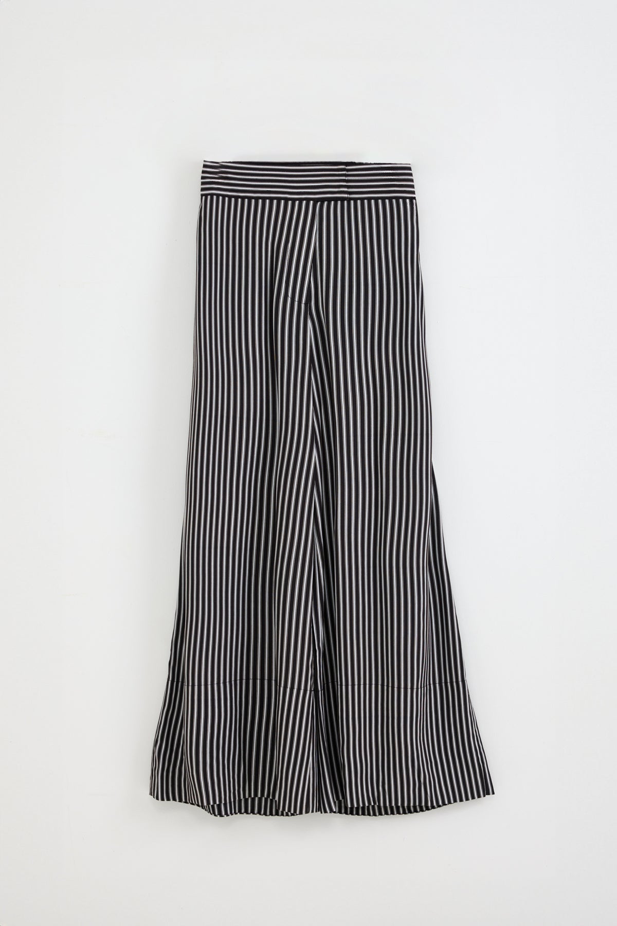 Binny Annie Pant