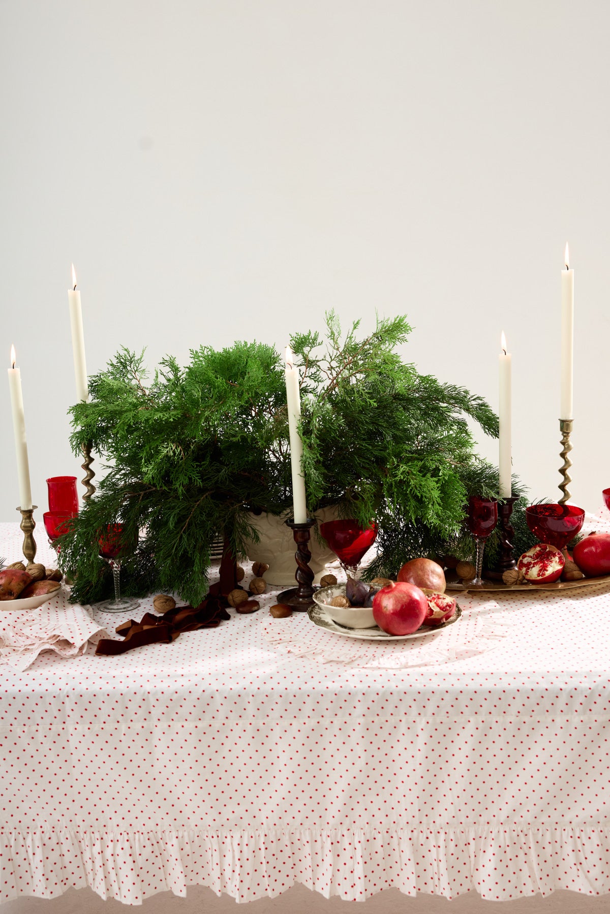 Binny Christmas Cracker Tablecloth