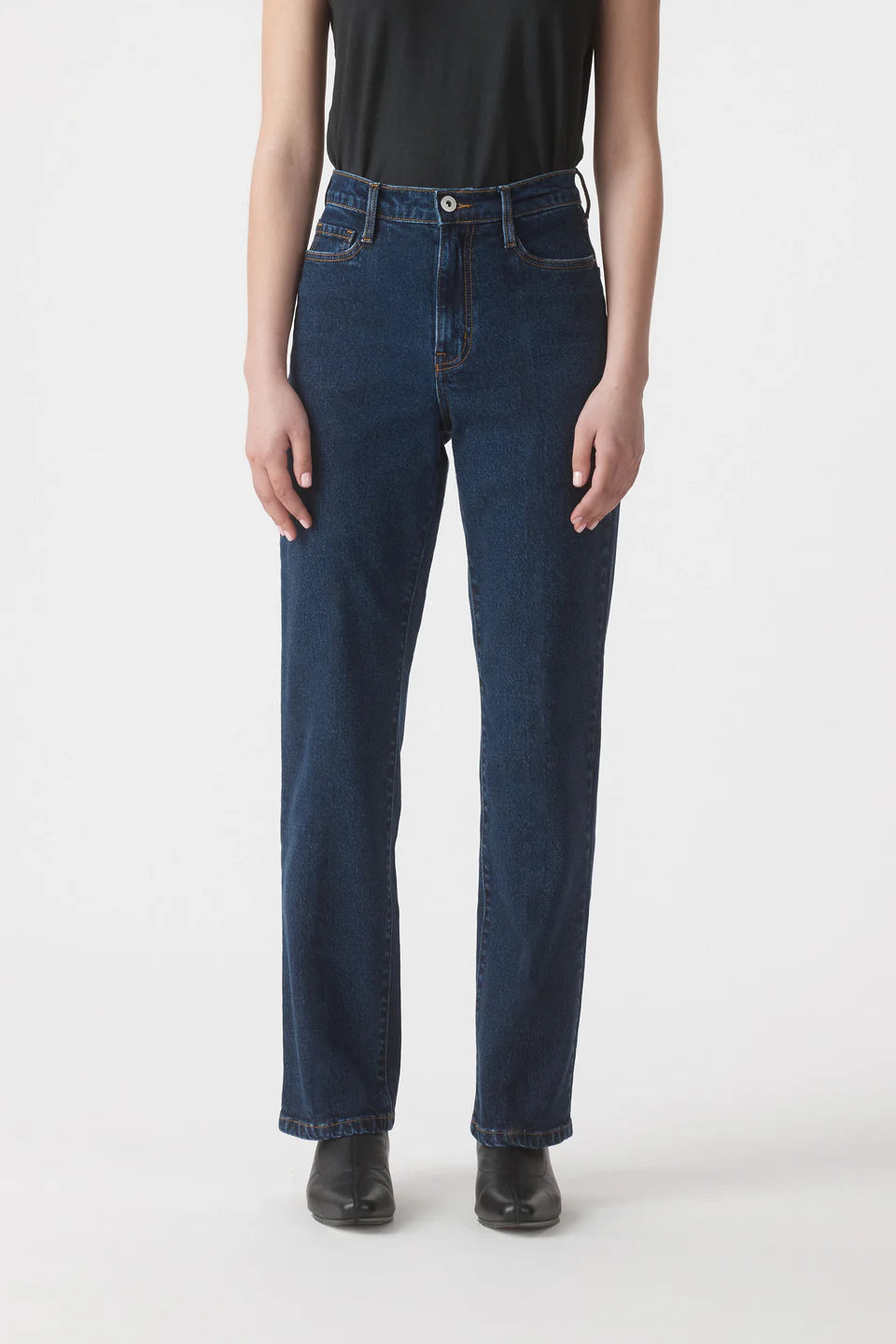 Zoe High Straight Jean
