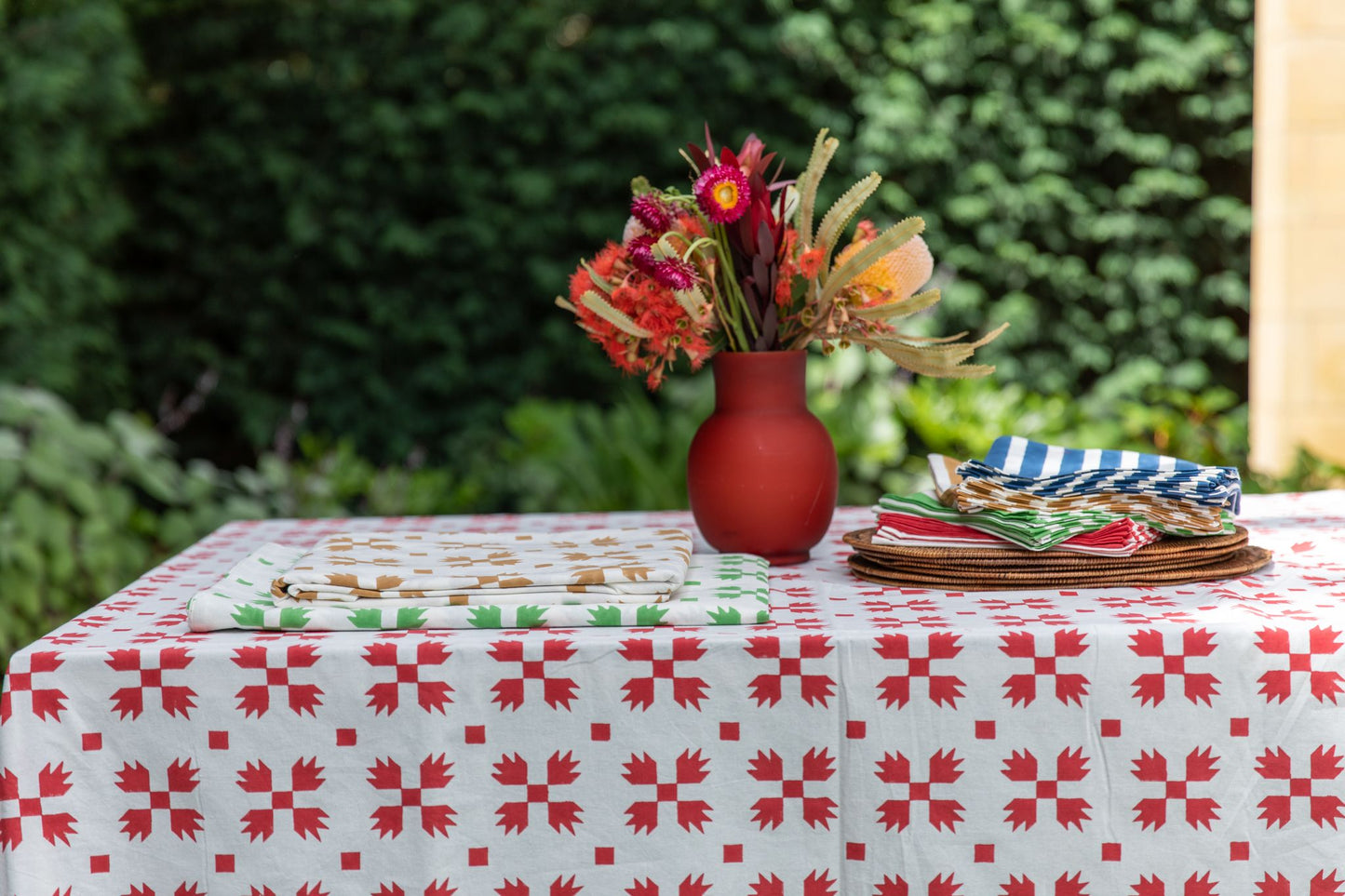 Mandalay Designs Aztec Table Linen