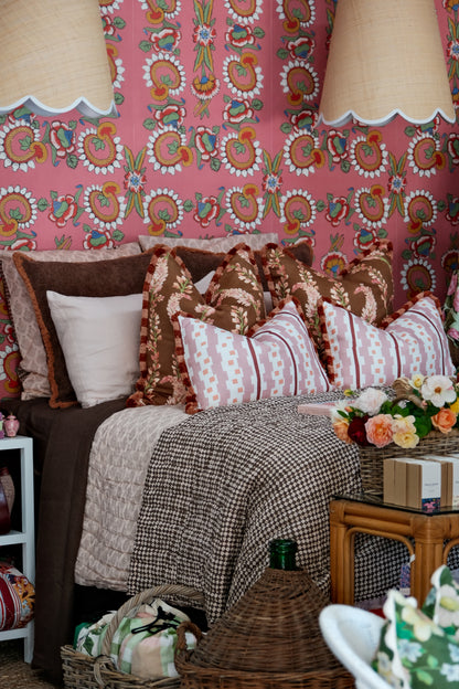 Mandalay Designs Spot Clover Bed Linen