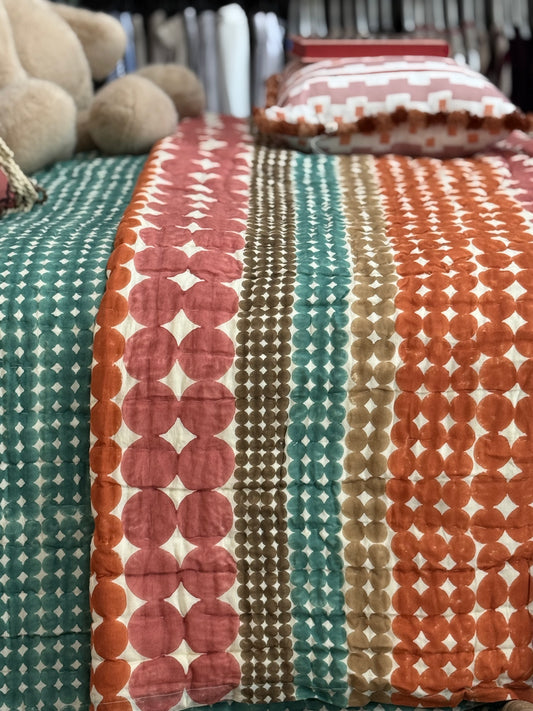 Mandalay Designs Big Spot Bed Linen