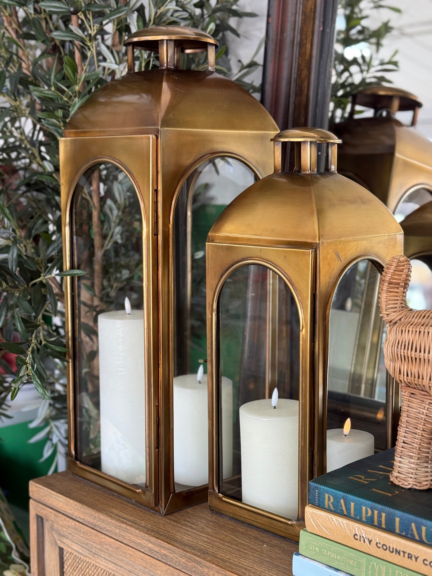 Coachhouse Lantern