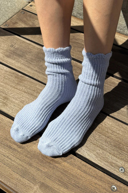 Le Bon Shoppe Linen Scallop Socks