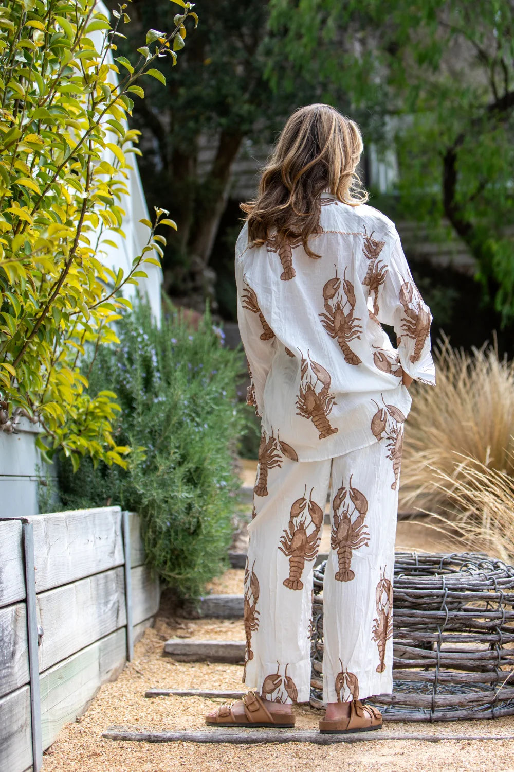 Mandalay Big Lobster Shirt