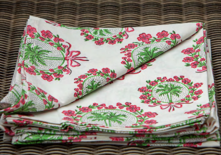Mandalay Designs Palm Tree Cameo Table Linen