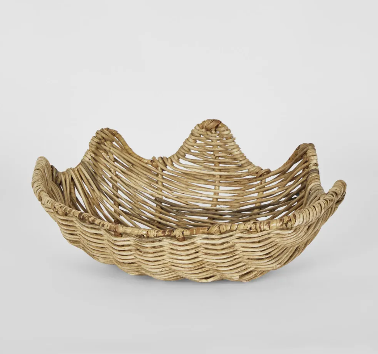 Rattan Clam Shell