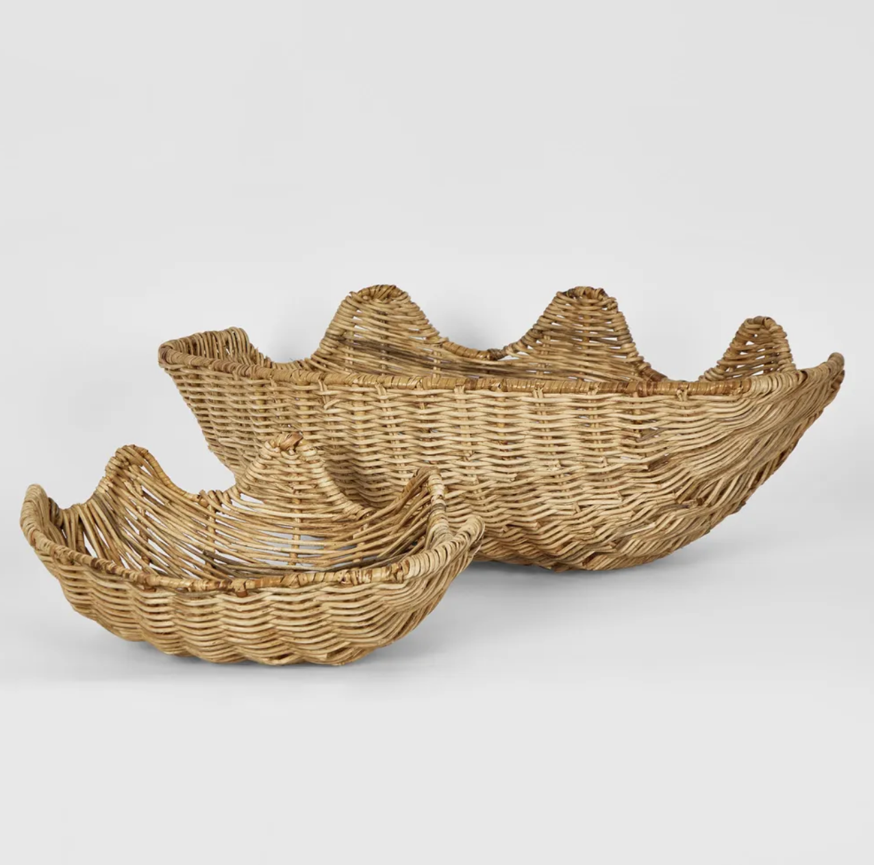 Rattan Clam Shell