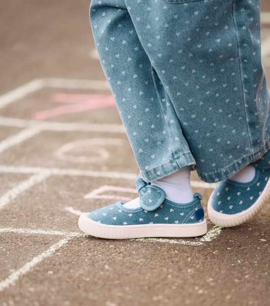 Walnut Millie Canvas Denim Heart