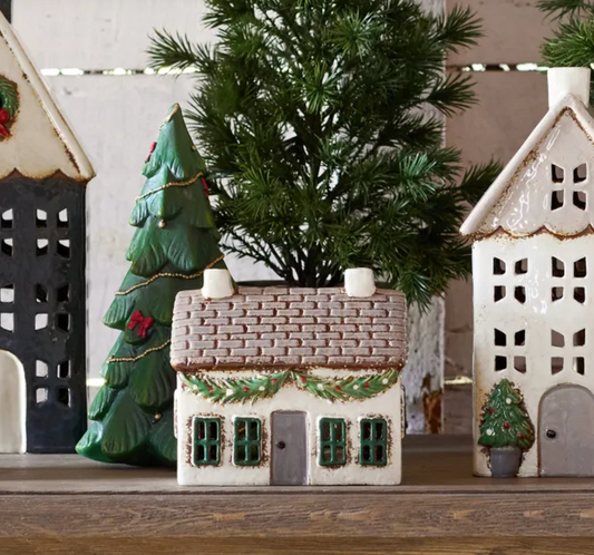Christmas Tea Light Cottage with Swag