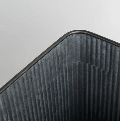 Wicka Concorde Metal Tin Planter