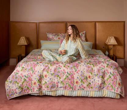 Bonnie & Neil Buttercup Quilted Throw