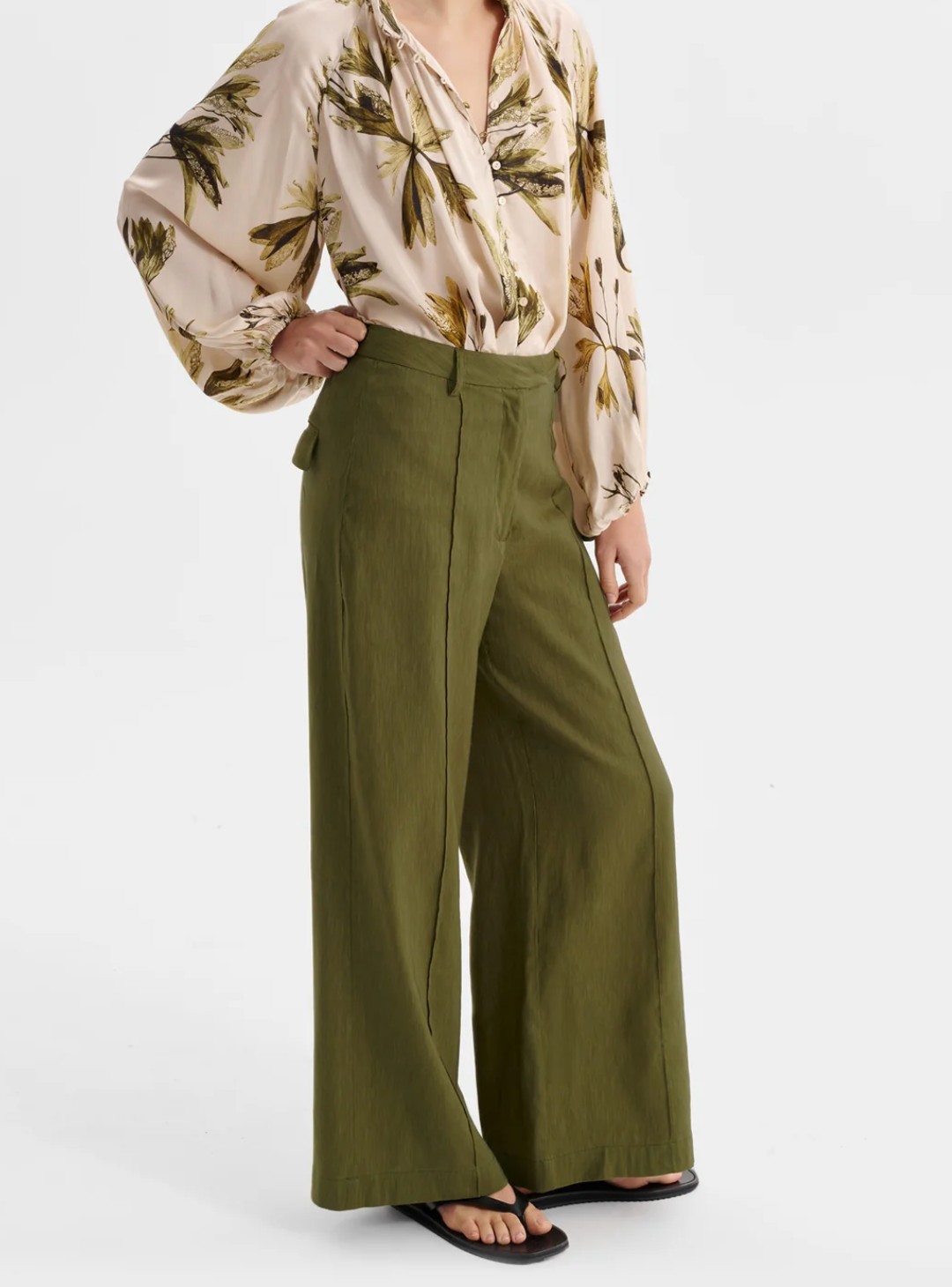 Morrison Victoria Pintuck Pant