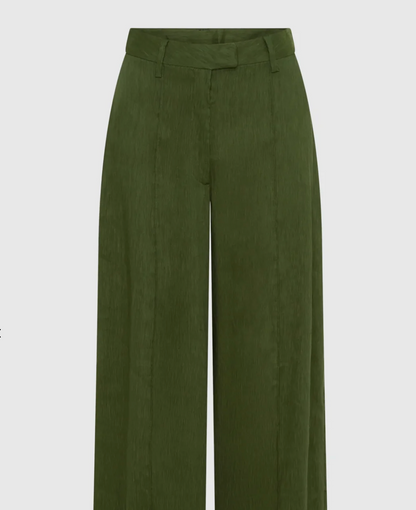 Morrison Victoria Pintuck Pant