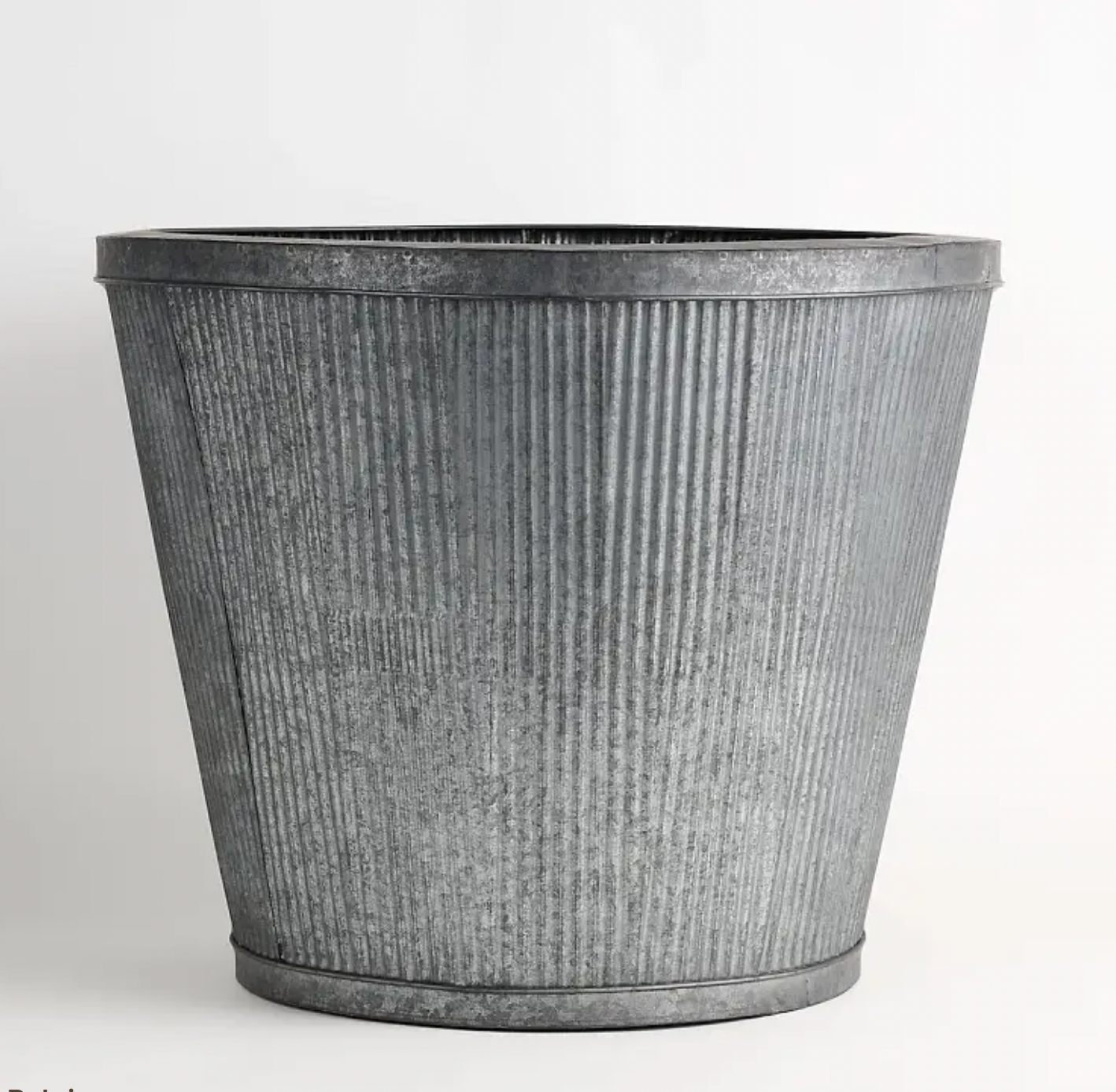 Wicka Palais Tin Planter