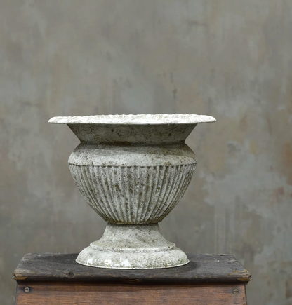 Wicka Ossa Fluted Urn