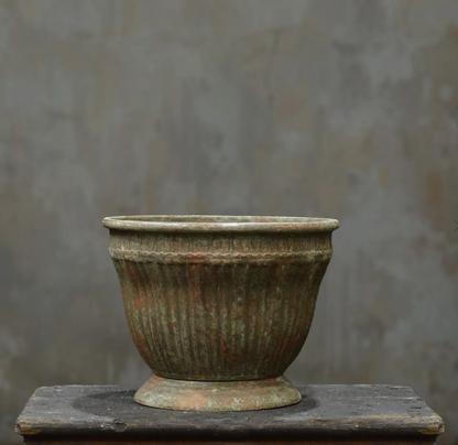 Wicka Valencia Stout Footed planter