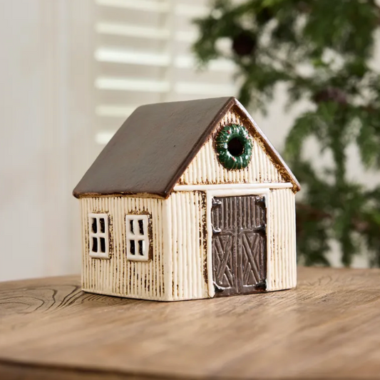 Nordgard Stable with Wreath