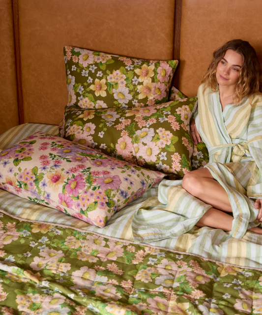 Bonnie & Neil Buttercup Pillowcase Set