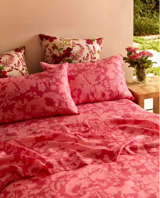 Bonnie & Neil Petal Pink Bed Linen