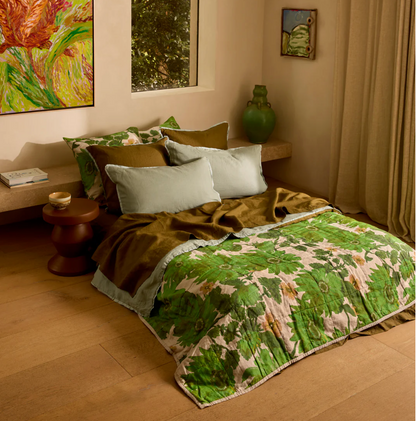 Bonnie & Neil Lupin/Marigold Quilted throw