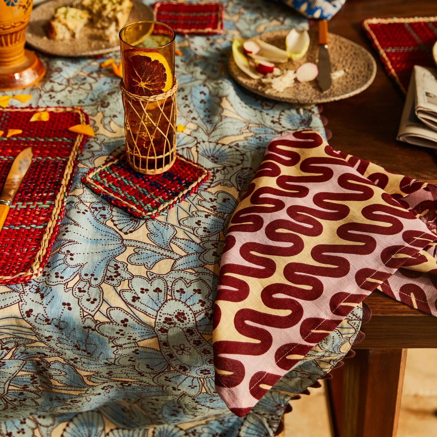 Lucia Table Linen
