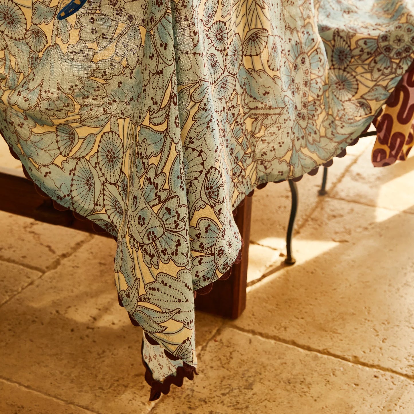 Lucia Table Linen